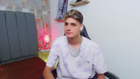 Snapshot of flaquito___ chatting on April 23, 8:44 pm Flaquito online show from April 23, 8:44 pm