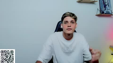 Snapshot of flaquito___ chatting on May 22, 12:18 am Flaquito online show from May 22, 12:18 am