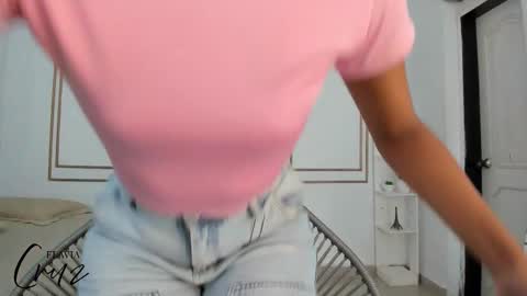 Flavia online show from September 18, 7:38 pm