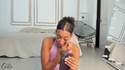 Flavia online show from October 6, 7:22 pm