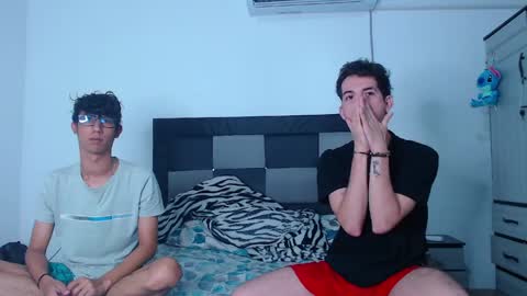 Steven and Daniel online show from April 6, 7:37 pm