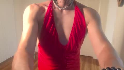 Snapshot of fleshguyj chatting on July 28, 3:35 am kimmie online show from July 28, 3:35 am