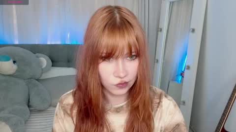 Snapshot of fleur_fox chatting on May 29, 9:51 am fleur_fox online show from May 29, 9:51 am