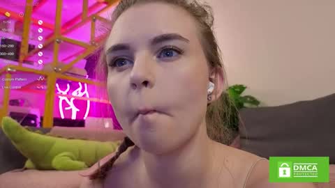 Leia online show from November 10, 6:01 am