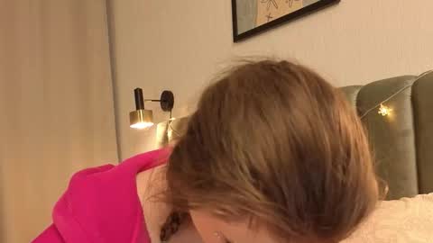 Leia online show from February 17, 2:57 pm