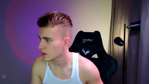 flikyy online show from April 3, 11:30 am