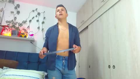 Snapshot of flint_ryan chatting on February 6, 6:22 pm Nico online show from February 6, 6:22 pm