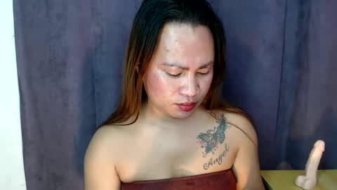 Snapshot of flirtangel93 chatting on November 19, 6:52 pm Angel online show from November 19, 6:52 pm