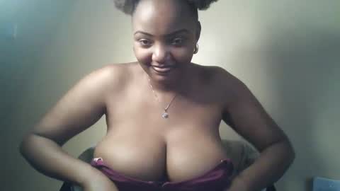 Snapshot of flirtymimie chatting on May 16, 6:43 am flirtymimie online show from May 16, 6:43 am