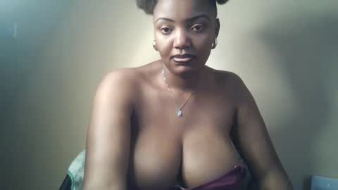 Snapshot of flirtymimie chatting on May 16, 7:05 am flirtymimie online show from May 16, 7:05 am
