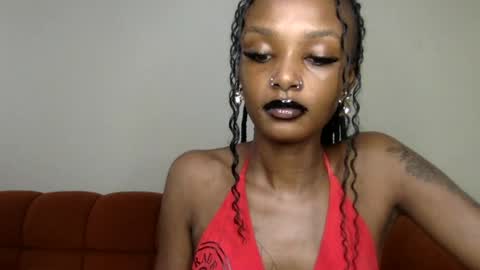 Snapshot of flirtyy_sheery chatting on June 12, 8:46 am sheery online show from June 12, 8:46 am
