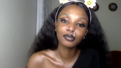 Snapshot of flirtyy_sheery chatting on July 30, 1:26 am sheery online show from July 30, 1:26 am