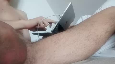 flo187842 online show from March 10, 7:35 am