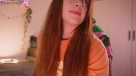 Eliza online show from April 20, 2:09 pm