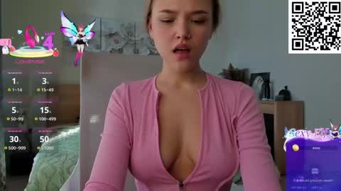 Mona online show from April 22, 1:30 am