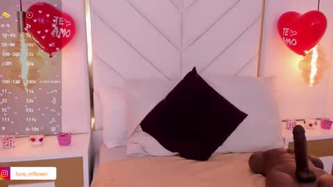 Snapshot of flor_deluna chatting on February 17, 6:26 pm Luna online show from February 17, 6:26 pm