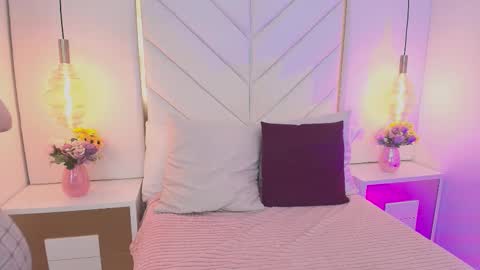 Snapshot of flor_deluna chatting on September 17, 12:40 pm Luna online show from September 17, 12:40 pm