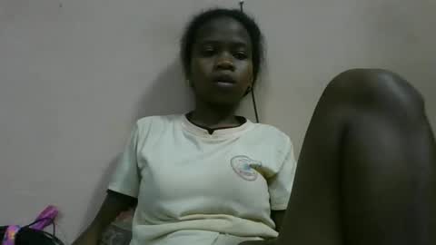 flora48230522373 online show from May 28, 8:44 am