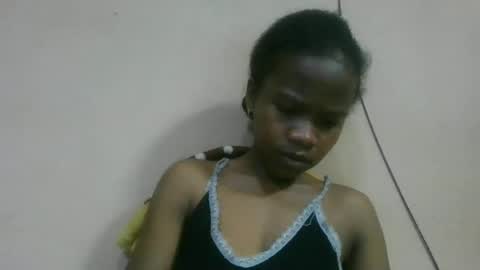 Snapshot of flora48230522373 chatting on June 15, 7:05 pm flora48230522373 online show from June 15, 7:05 pm