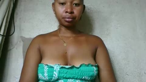 florencia011 online show from March 5, 11:01 pm