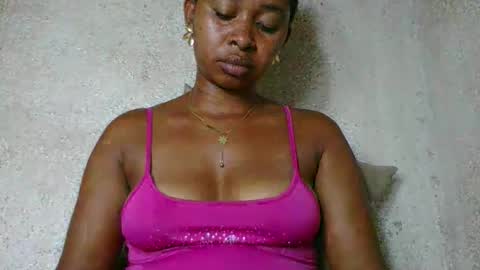 florencia011 online show from April 5, 6:05 pm