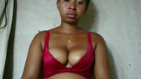 florencia011 online show from April 7, 8:20 pm