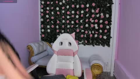 Dulce online show from February 9, 9:28 pm