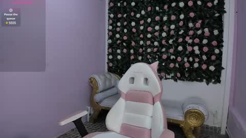 Dulce online show from February 11, 11:43 am