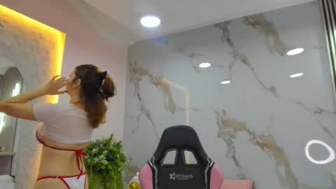 Dulce online show from October 21, 10:49 am