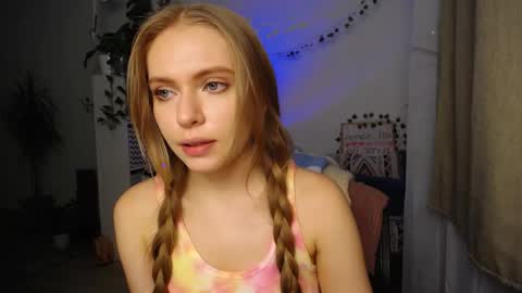 flower_elf online show from November 16, 4:56 pm