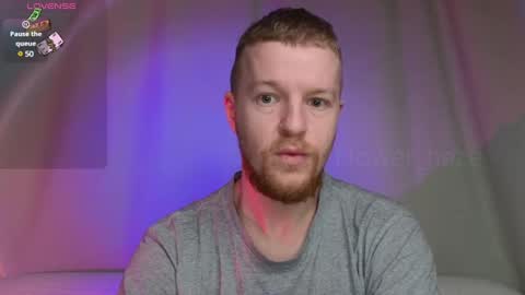 Snapshot of flower_haze chatting on January 19, 1:44 pm Alexander online show from January 19, 1:44 pm