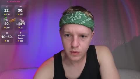 Snapshot of flower_haze chatting on January 22, 9:10 pm Alexander online show from January 22, 9:10 pm