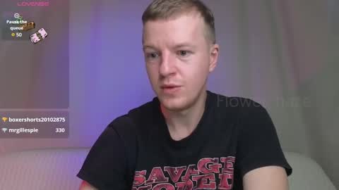 Snapshot of flower_haze chatting on January 26, 6:28 am Alexander online show from January 26, 6:28 am