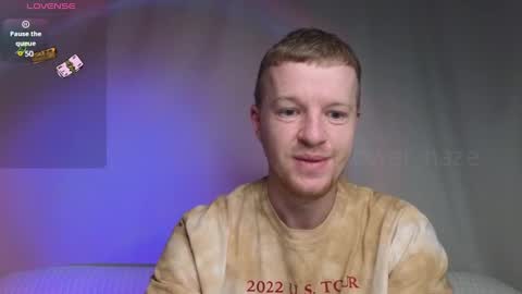 Snapshot of flower_haze chatting on February 3, 4:04 am Alexander online show from February 3, 4:04 am