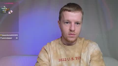 Snapshot of flower_haze chatting on February 3, 7:07 am Alexander online show from February 3, 7:07 am