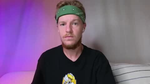 Snapshot of flower_haze chatting on September 14, 2:11 am Alexander online show from September 14, 2:11 am