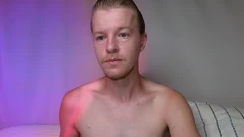 Snapshot of flower_haze chatting on September 21, 2:02 am Alexander online show from September 21, 2:02 am