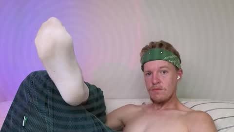 Snapshot of flower_haze chatting on September 30, 7:02 am Alexander online show from September 30, 7:02 am