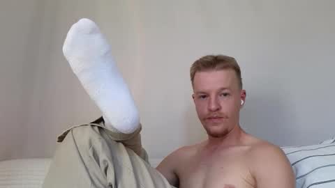 Snapshot of flower_haze chatting on October 16, 5:30 am Alexander online show from October 16, 5:30 am