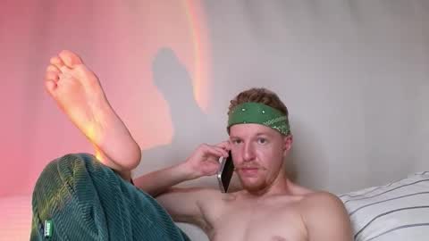 Snapshot of flower_haze chatting on October 20, 3:34 pm Alexander online show from October 20, 3:34 pm