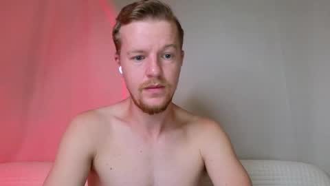 Snapshot of flower_haze chatting on November 27, 5:09 am Alexander online show from November 27, 5:09 am