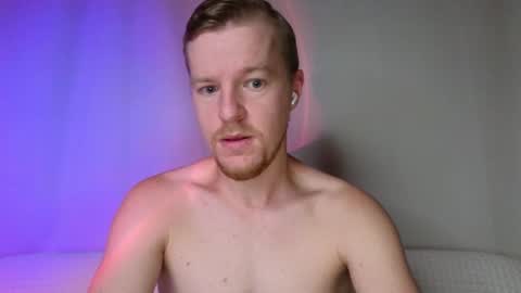 Snapshot of flower_haze chatting on December 2, 4:07 am Alexander online show from December 2, 4:07 am