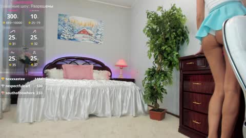 Nicole online show from January 18, 5:31 am