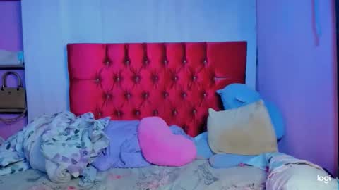 Snapshot of flower_weed chatting on May 3, 6:08 am Flower weed online show from May 3, 6:08 am