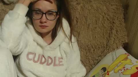 Snapshot of flowercandydoll13 chatting on January 19, 11:32 pm say meow and send tip  online show from January 19, 11:32 pm