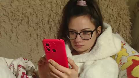 Snapshot of flowercandydoll13 chatting on February 9, 3:56 pm say meow and send tip  online show from February 9, 3:56 pm