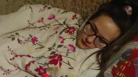 Snapshot of flowercandydoll13 chatting on February 23, 11:14 pm say meow and send tip  online show from February 23, 11:14 pm