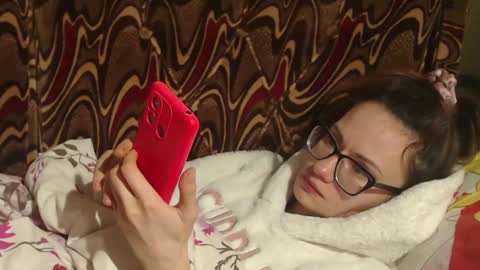 Snapshot of flowercandydoll13 chatting on February 27, 8:42 pm say meow and send tip  online show from February 27, 8:42 pm