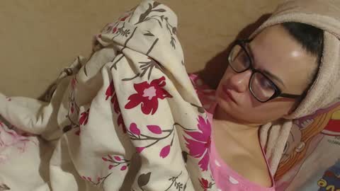 Snapshot of flowercandydoll13 chatting on March 8, 12:55 am say meow and send tip  online show from March 8, 12:55 am