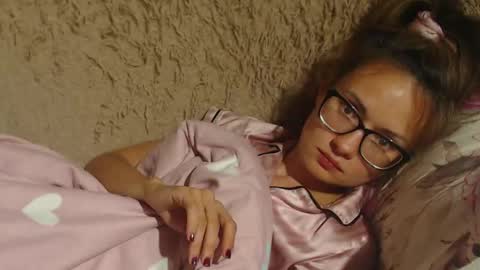 Snapshot of flowercandydoll13 chatting on September 8, 5:12 pm say meow and send tip  online show from September 8, 5:12 pm